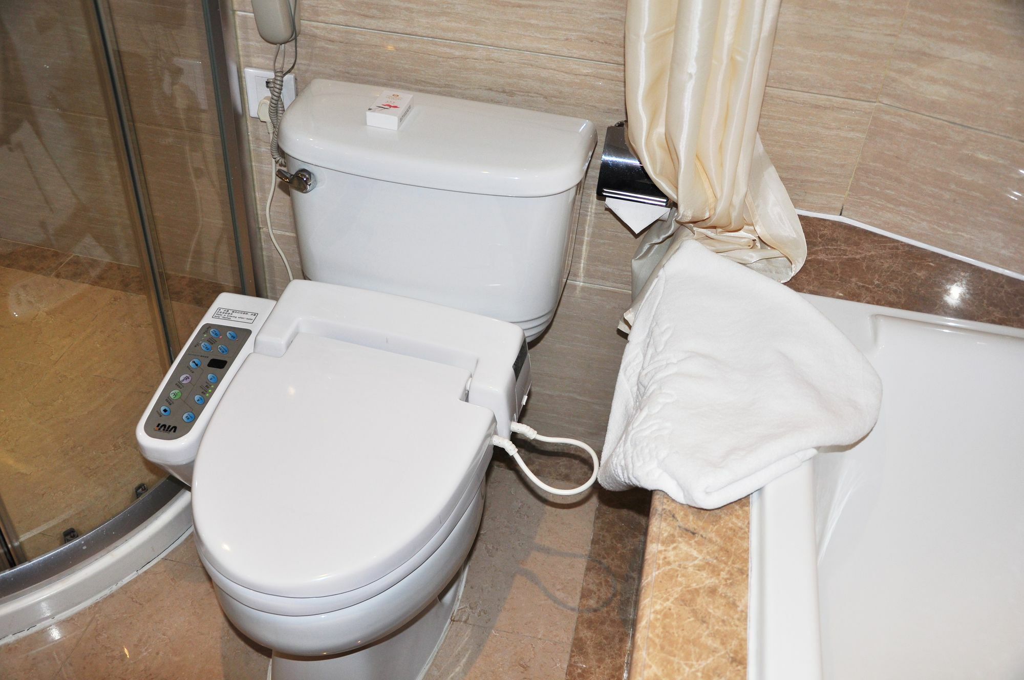 Dalian New Garden Hotel Екстер'єр фото